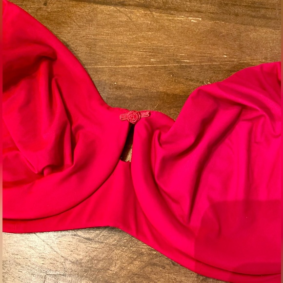 🌸Cacique Unlined Underwire Red Bra🌸 - Picture 3 of 9